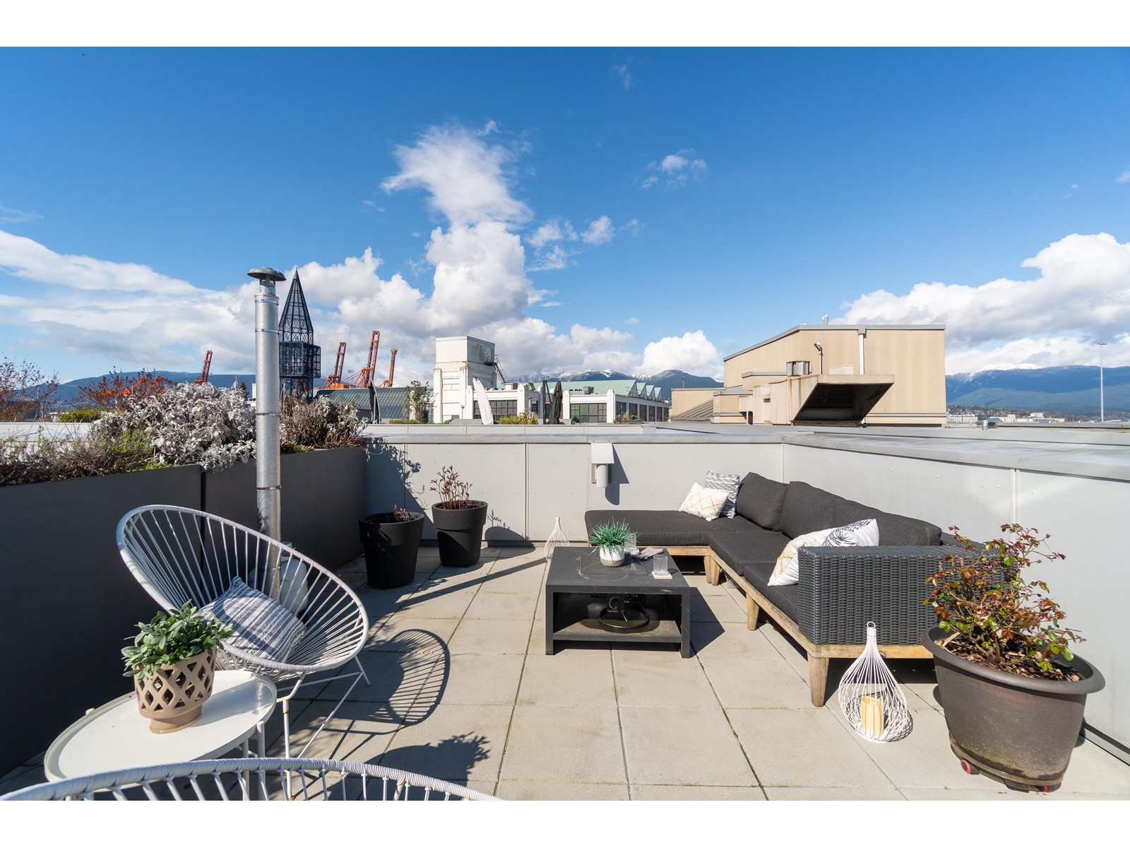 307-626 Alexander Street, Vancouver, BC, V6A 1C9