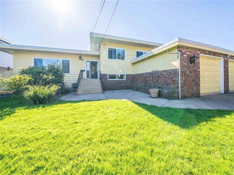 4567 48b Street, Delta, BC, V4K 2R9