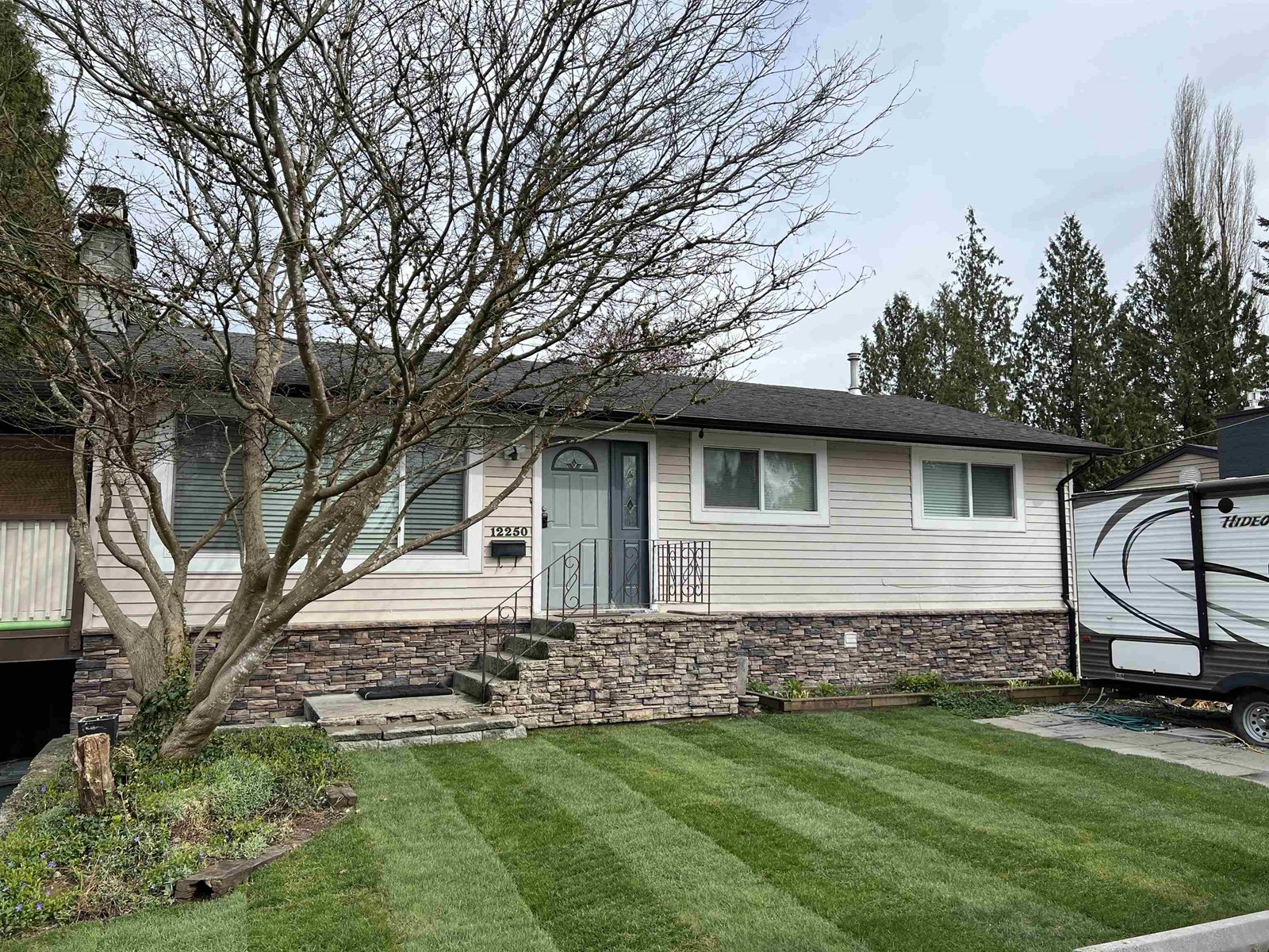 12250 218 Street, Maple Ridge, BC, V2X 5M5