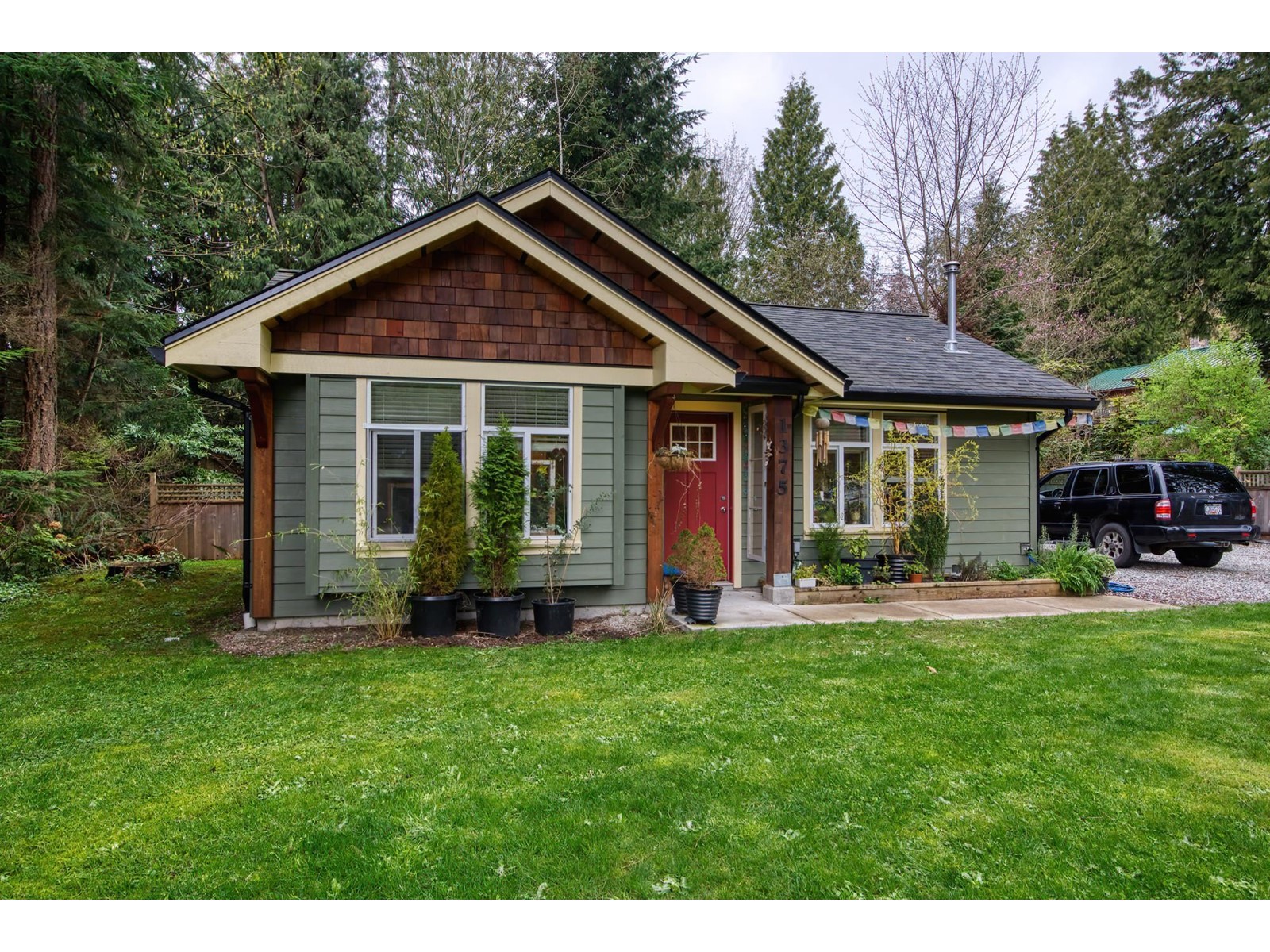 1375 Spruce Glen Road, Roberts Creek, BC, V0N 2W2