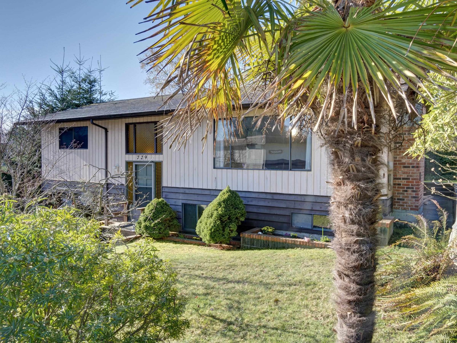 729 Winn Road, Gibsons, BC, V0N 1V1