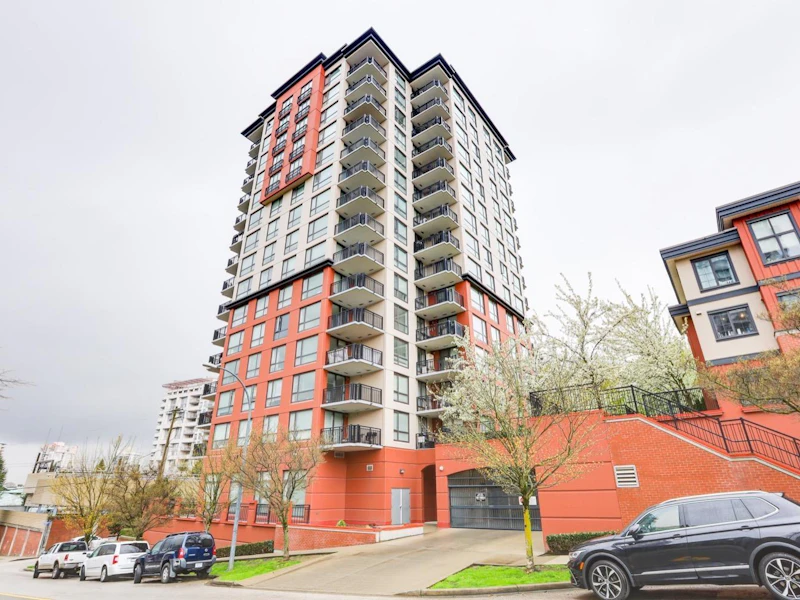 1102 - 833 Agnes Street, New Westminster BC V3M 0B1