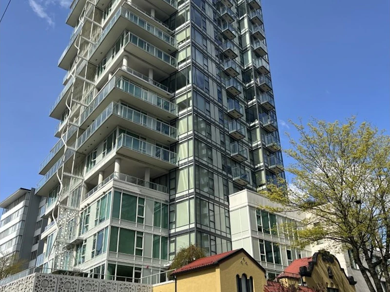 1501 - 1221 Bidwell Street, Vancouver BC V6G 0B1