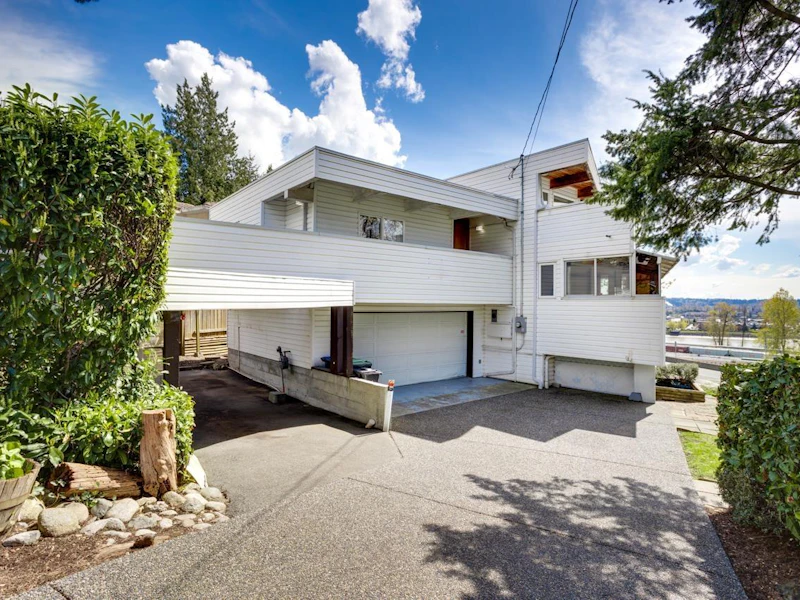 2346 Trapp Road, New Westminster BC V3M 2M2
