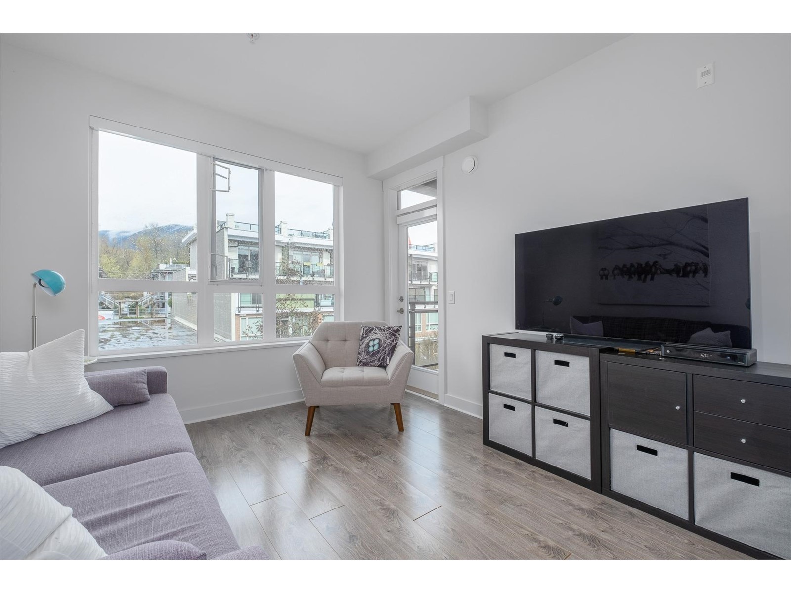 302-733 W 14th Street, North Vancouver, BC, V7M 0C6