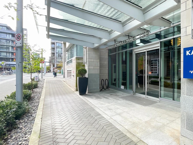 511-77 Walter Hardwick Avenue, Vancouver, BC, V5Y 0C6