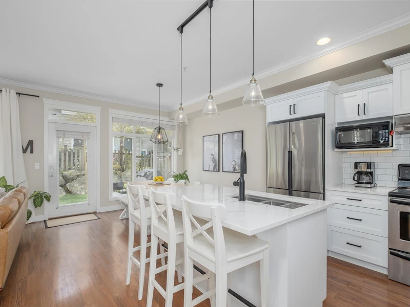 13 - 11282 Cottonwood Drive, Maple Ridge BC V2X 8W7