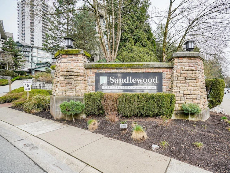 202-9233 Government Street, Burnaby, BC, V3N 0A3