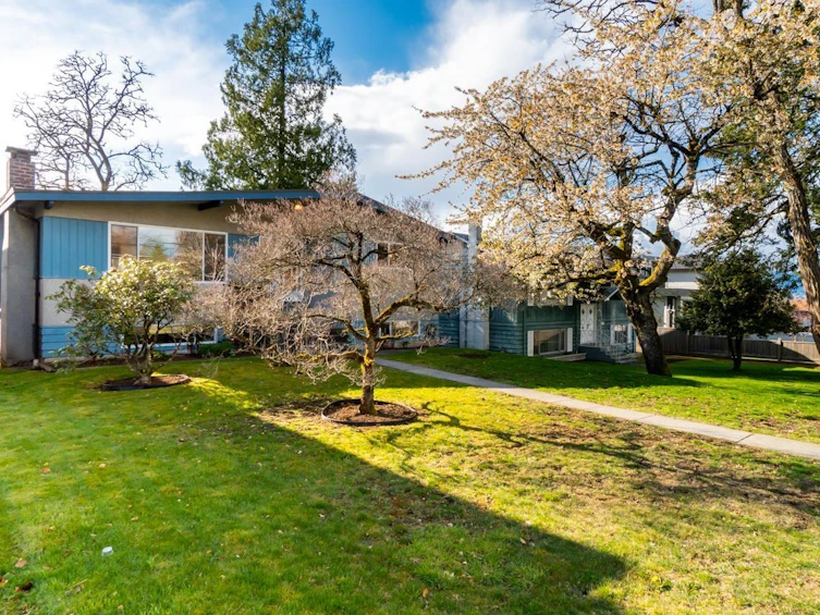 6405 Brantford Avenue, Burnaby, BC, V5E 2R9