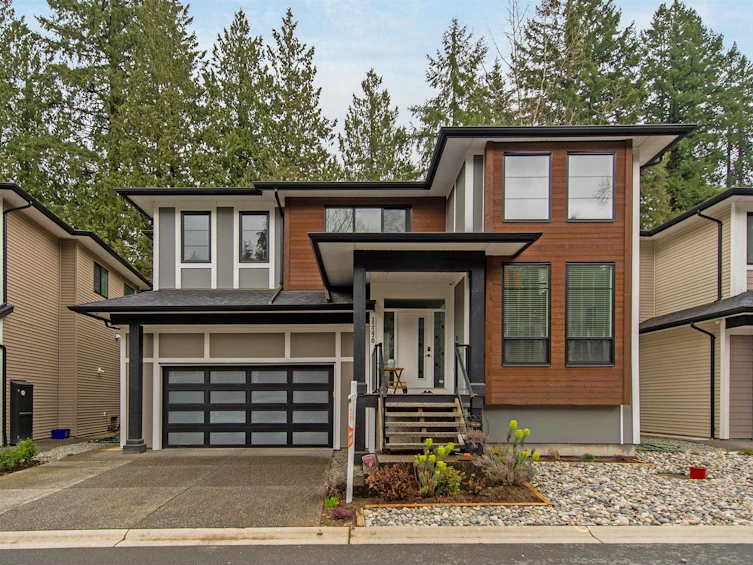 12270 207a Street, Maple Ridge, BC, V2X 9S9