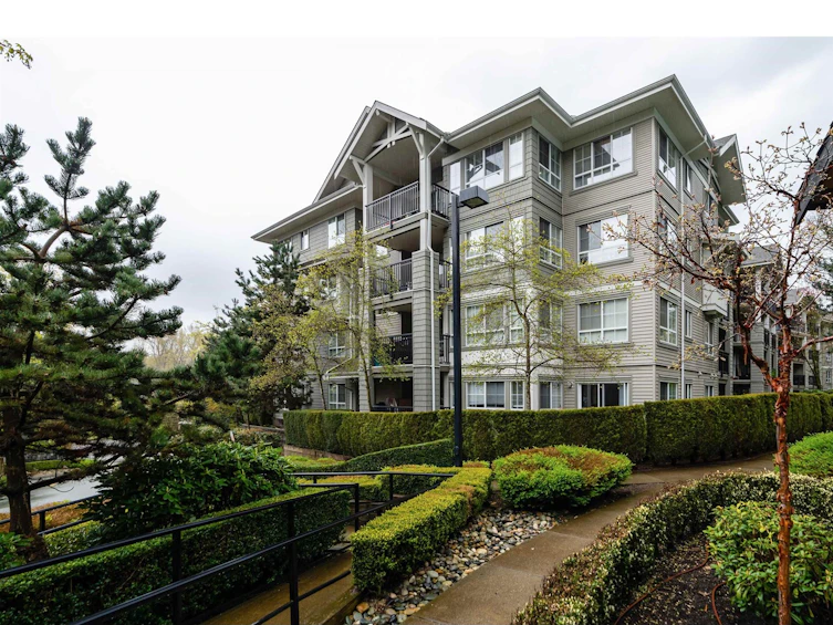 104-9233 Government Street, Burnaby, BC, V3N 0A3