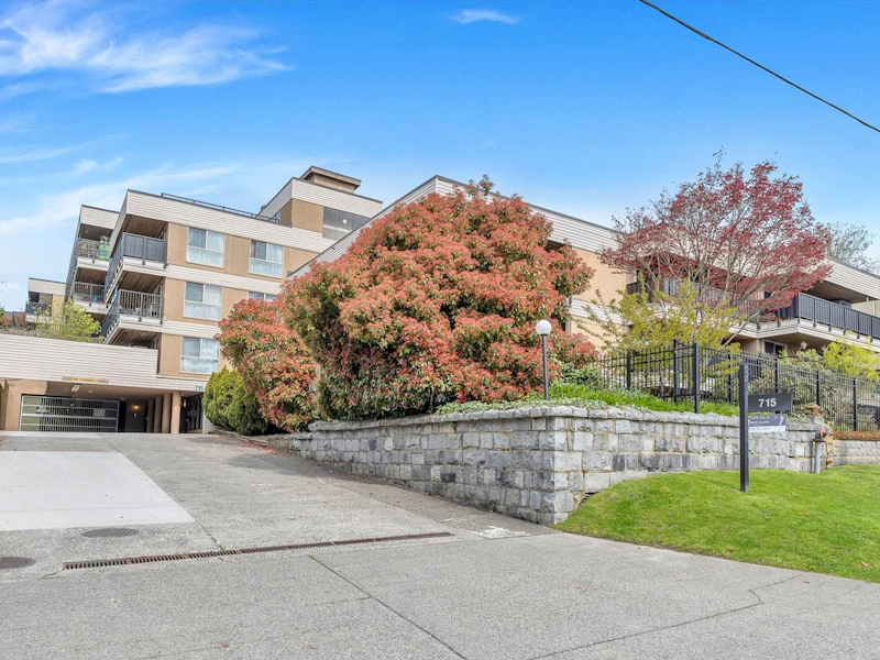 204 - 715 Royal Avenue, New Westminster BC V3M 5X4