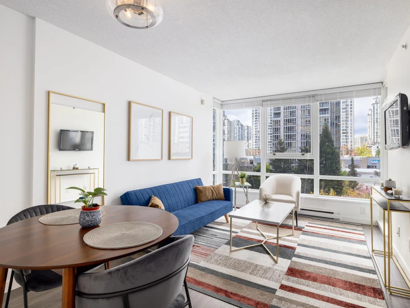 809 - 928 Beatty Street, Vancouver BC V6Z 3G6