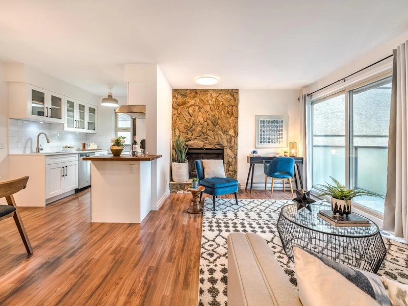 207 - 1864 Frances Street, Vancouver BC V5L 1Z7