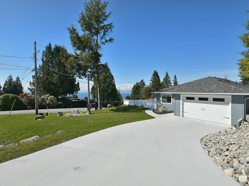 4859 Eagleview Road, Sechelt BC