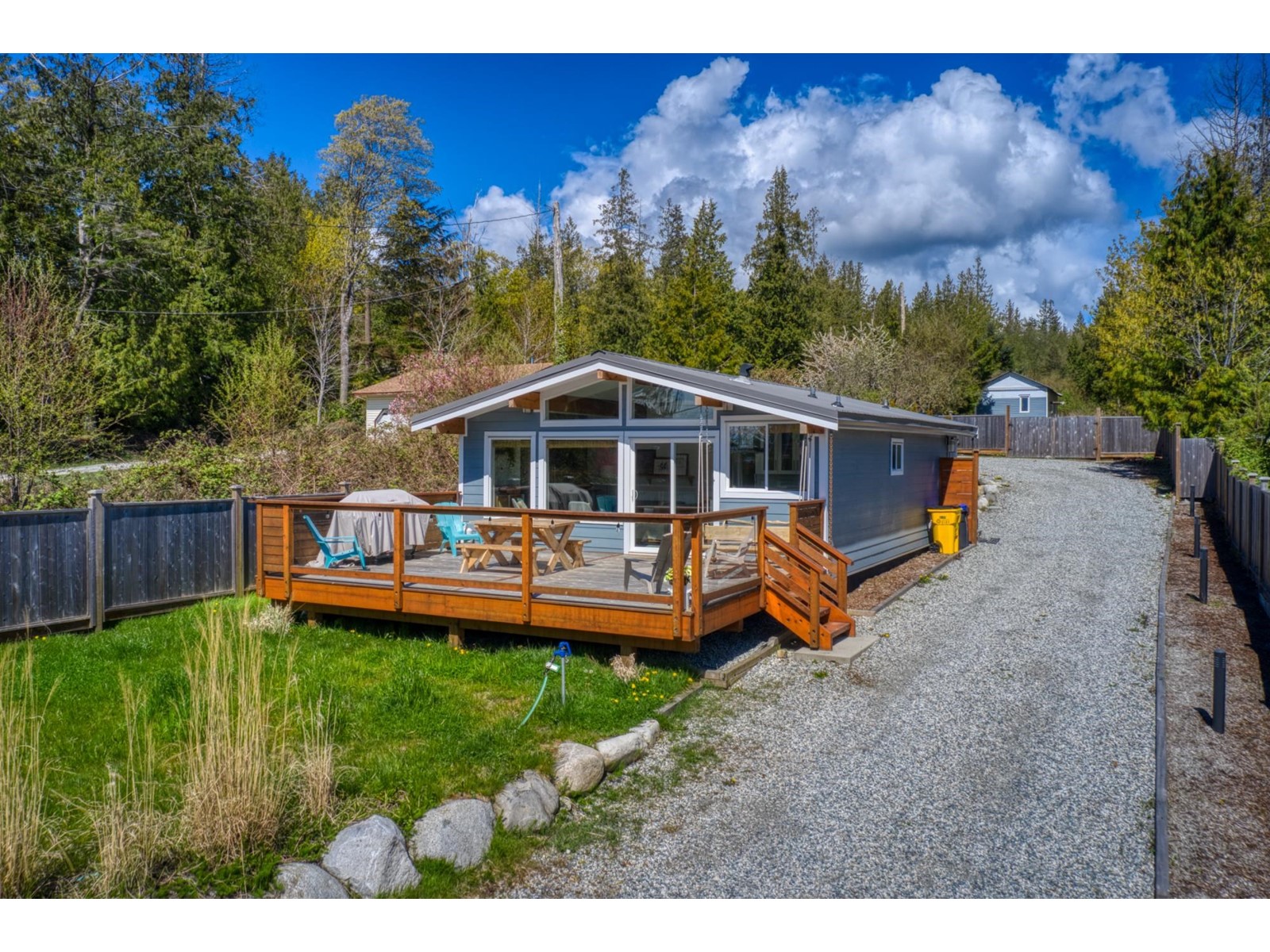 6244 Sunshine Coast Highway, Sechelt, BC, V7Z 0M1