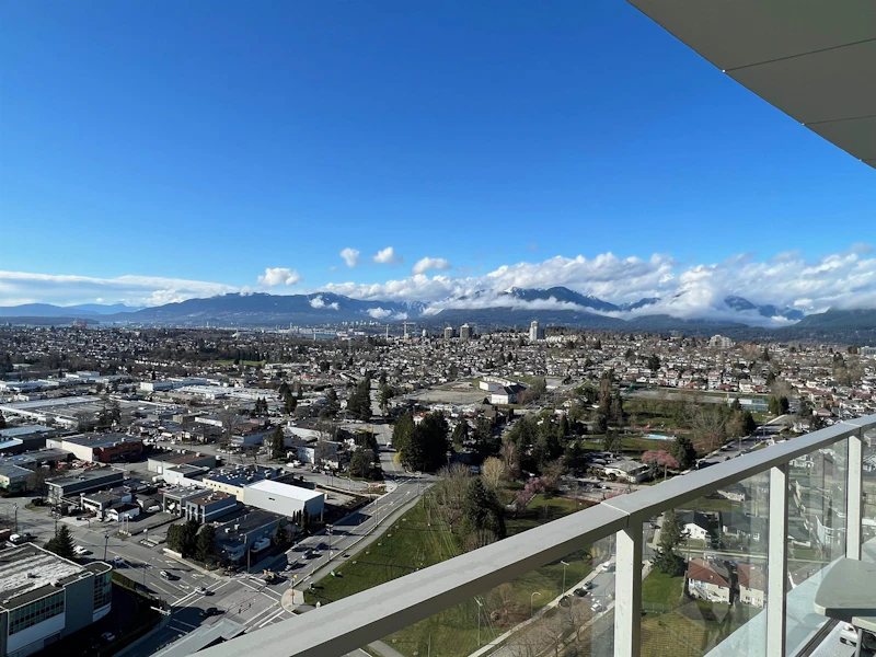 3702 - 4189 Halifax Street, Burnaby BC V5C 3X2
