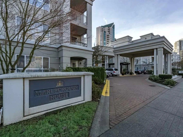217-3098 Guildford Way, Coquitlam, BC, V3B 7W8