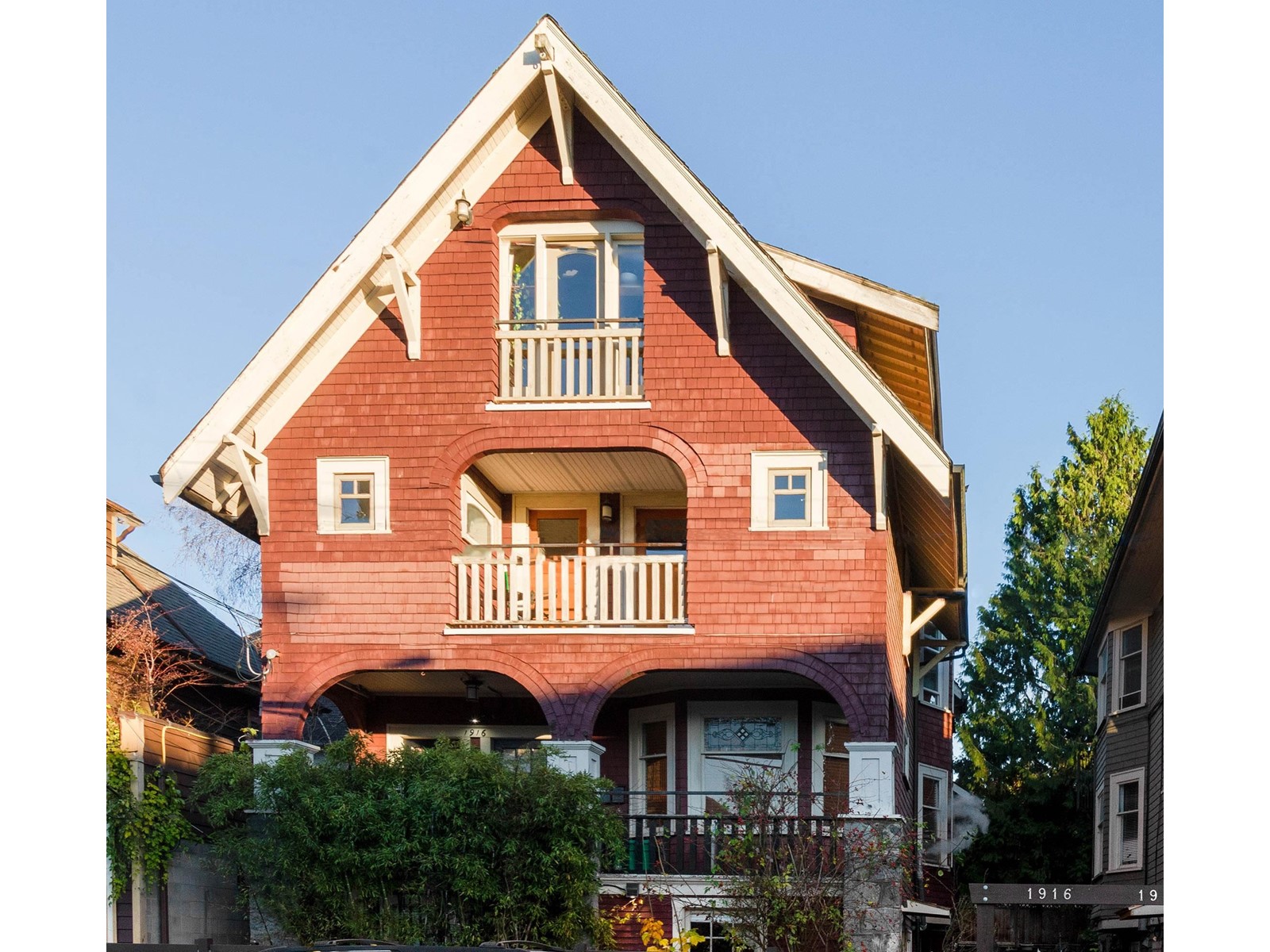 1916 Stephens Street, Vancouver, BC, V6K 3V9