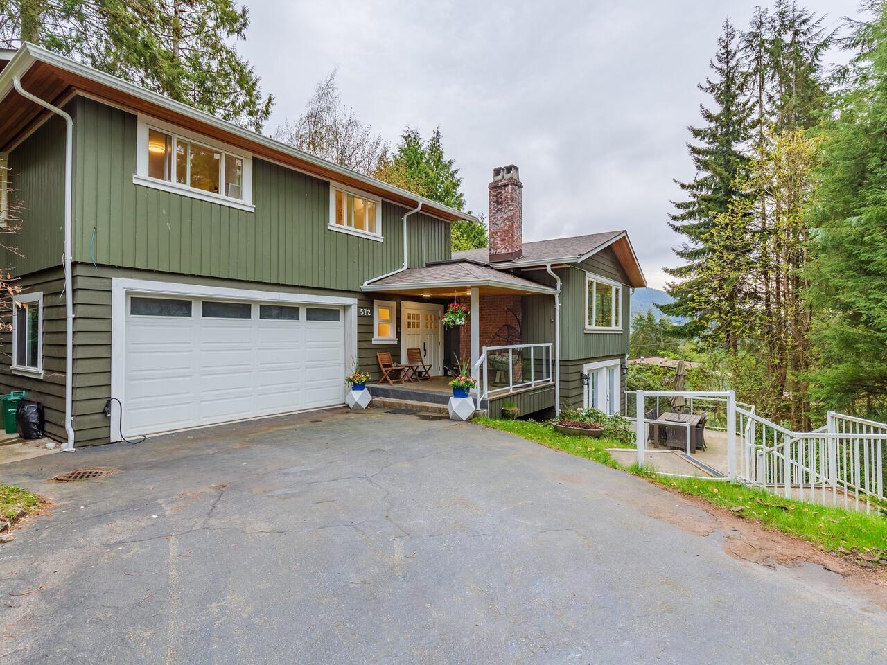 572 St. Giles Road, West Vancouver, BC, V7S 1L8