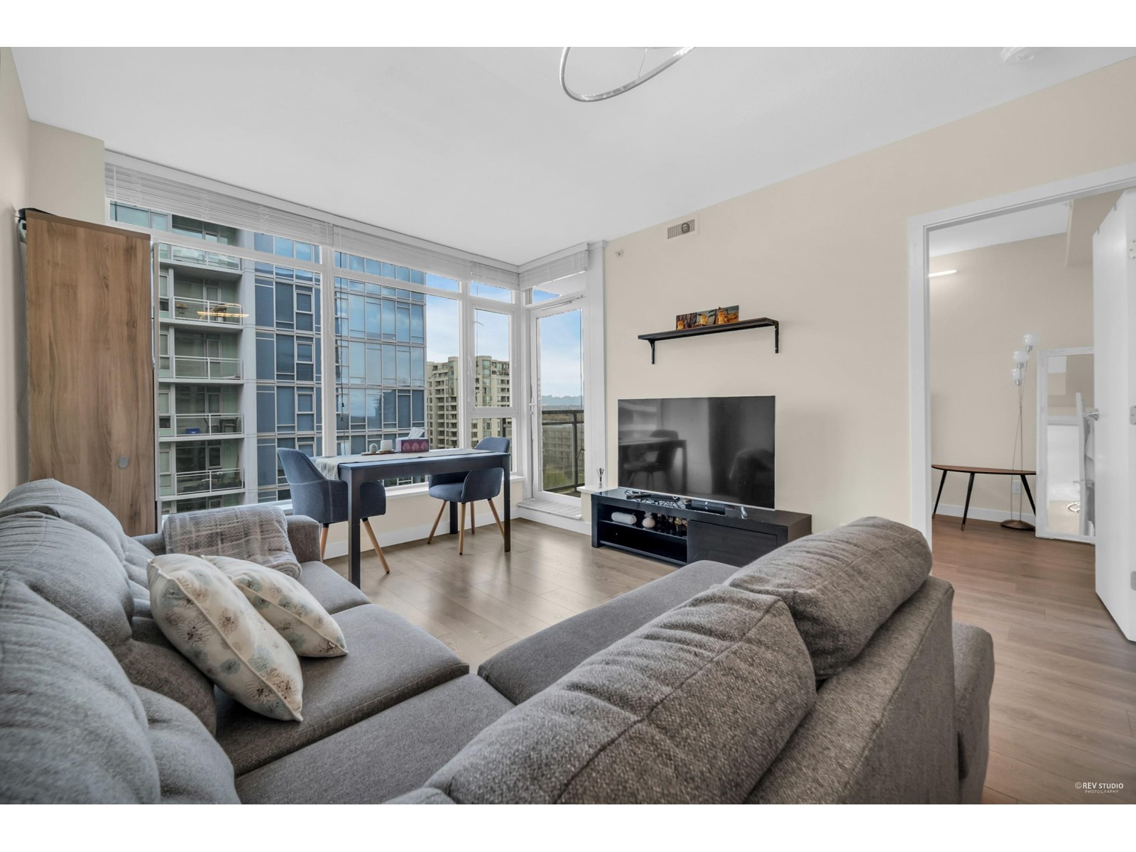 1202-7371 Westminster Highway, Richmond, BC, V6X 0B4