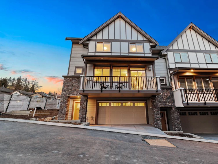 23710 133 Avenue, Maple Ridge, BC, V4R 2W2