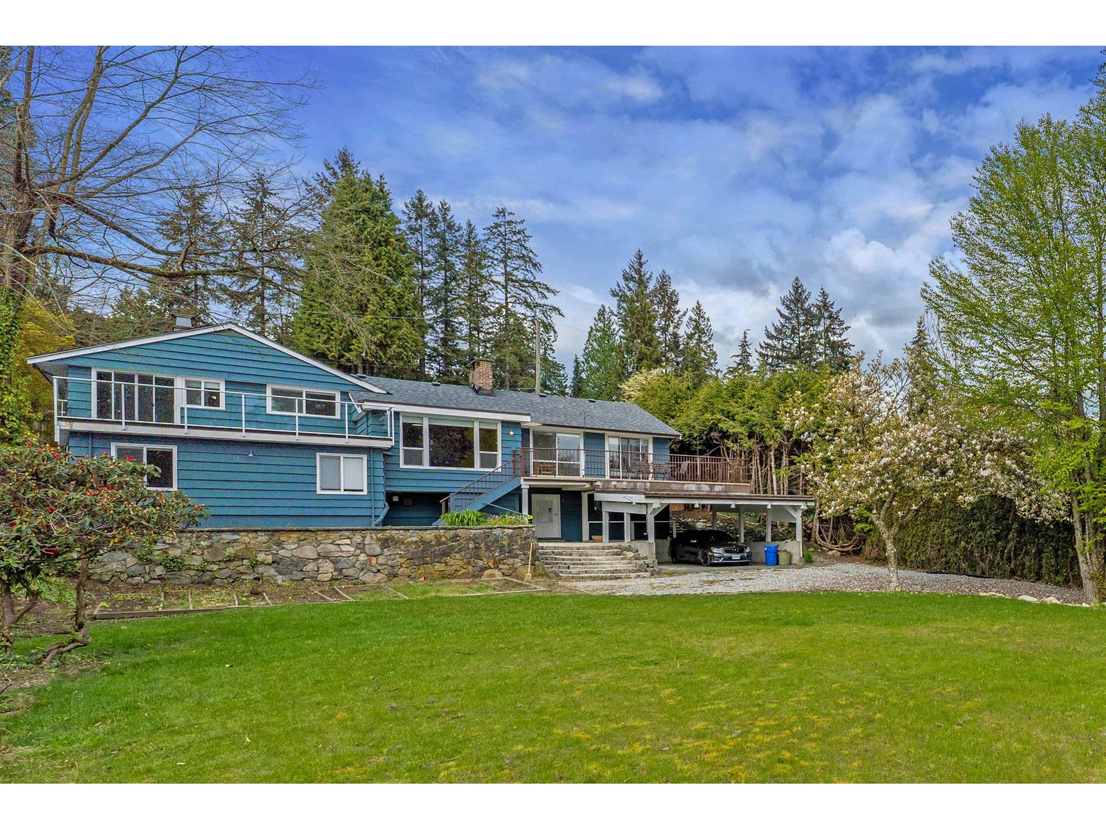 1665 Queens Avenue, West Vancouver, BC, V7V 0B2