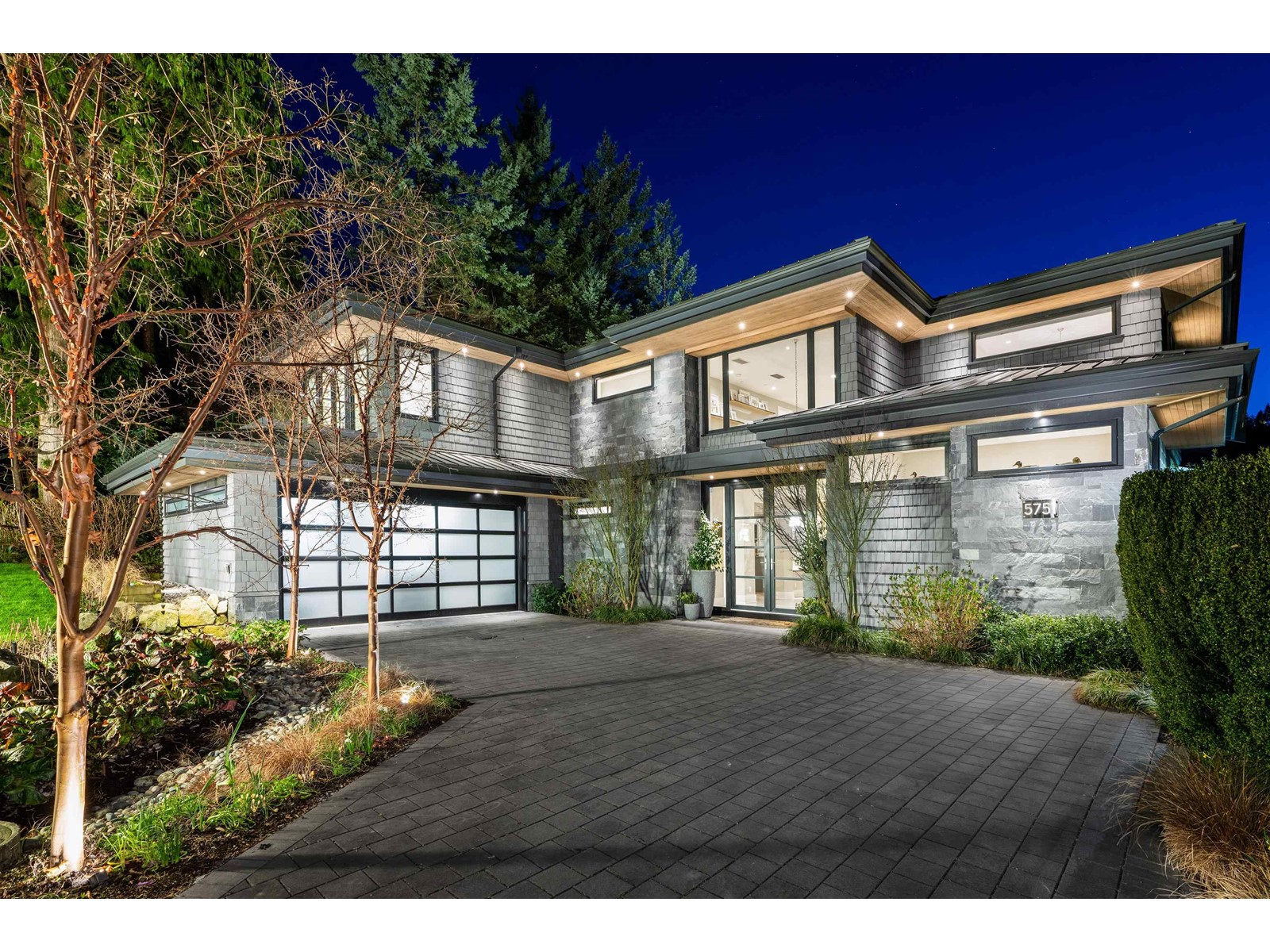 5751 Telegraph Trail, West Vancouver, BC, V7W 1R3