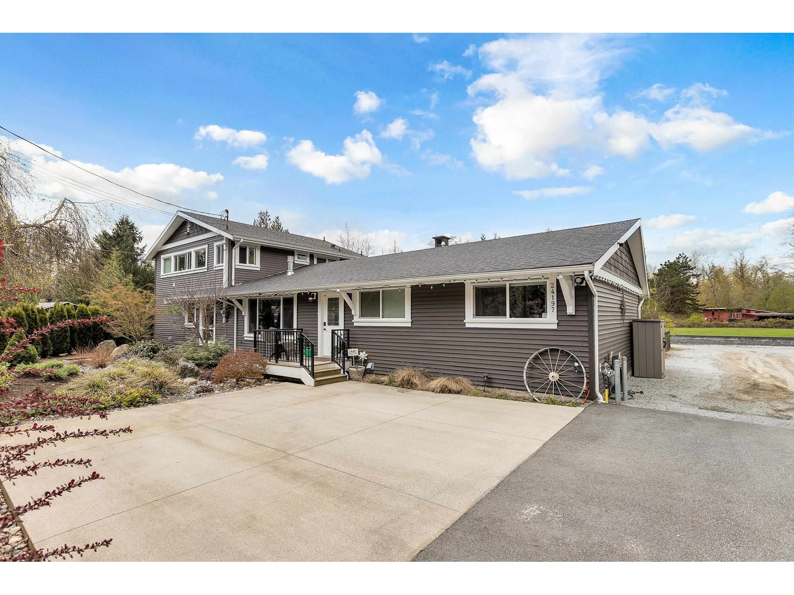 24197 Fern Crescent, Maple Ridge, BC, V4R 2S1
