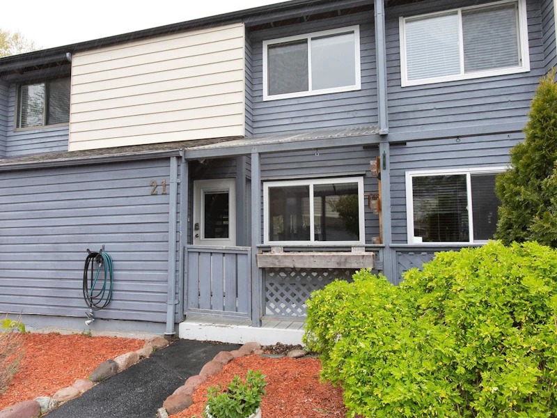 21 - 38455 Wilson Crescent, Squamish BC V8B 0M4