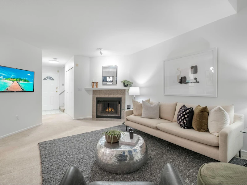 46 - 98 Begin Street, Coquitlam BC V3K 6M9