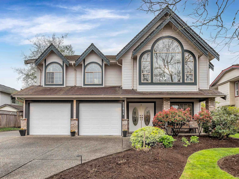 23614 116th Avenue, Maple Ridge BC V4R 2C5