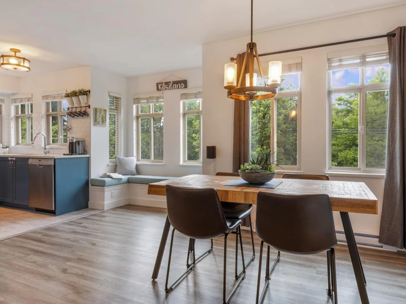 31 - 3036 W 4th Avenue, Vancouver BC V6K 1R4