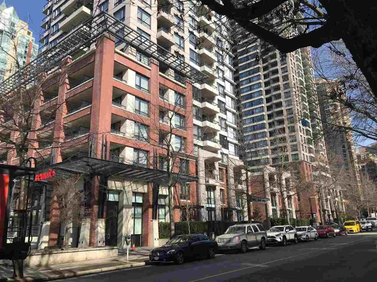 1803-977 Mainland Street, Vancouver, BC, V6B 1T2