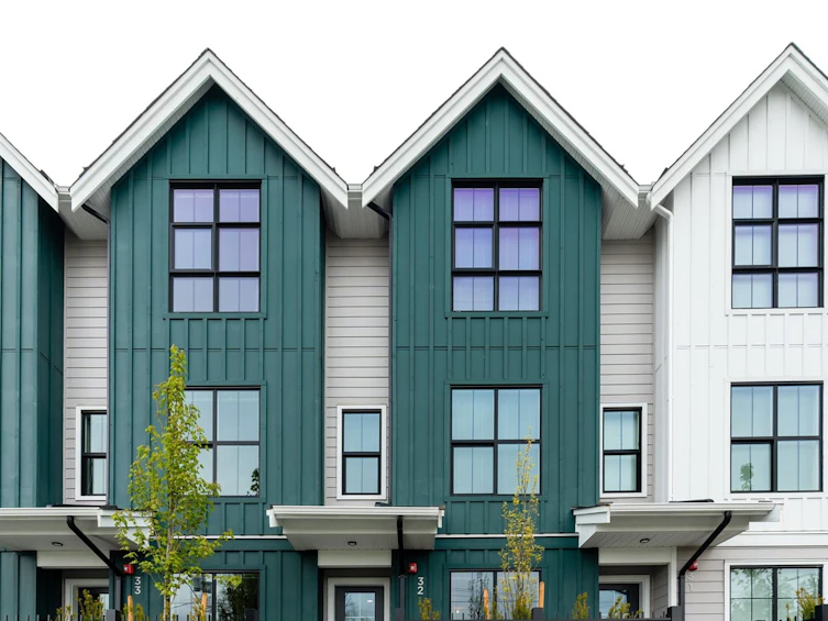32-488 Furness Street, New Westminster, BC, V3M 0M1