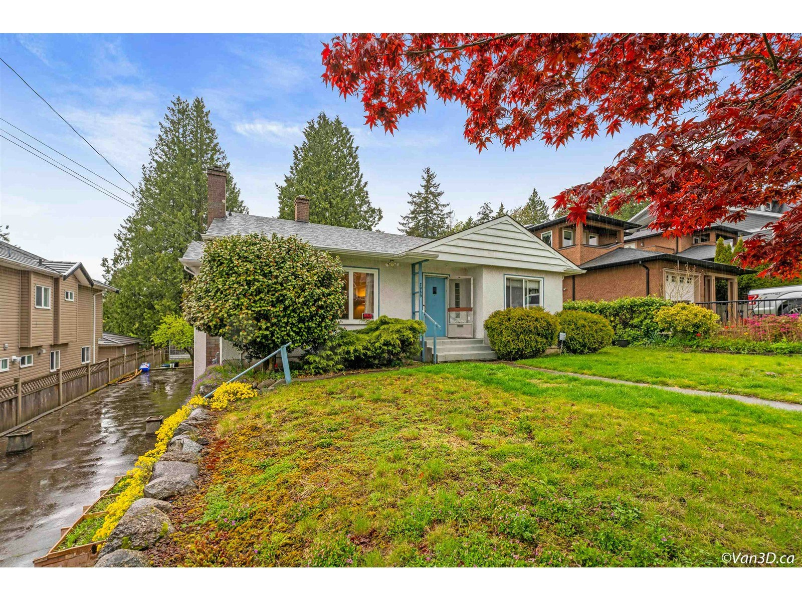 7989 Mcgregor Avenue, Burnaby, BC, V5J 4H4