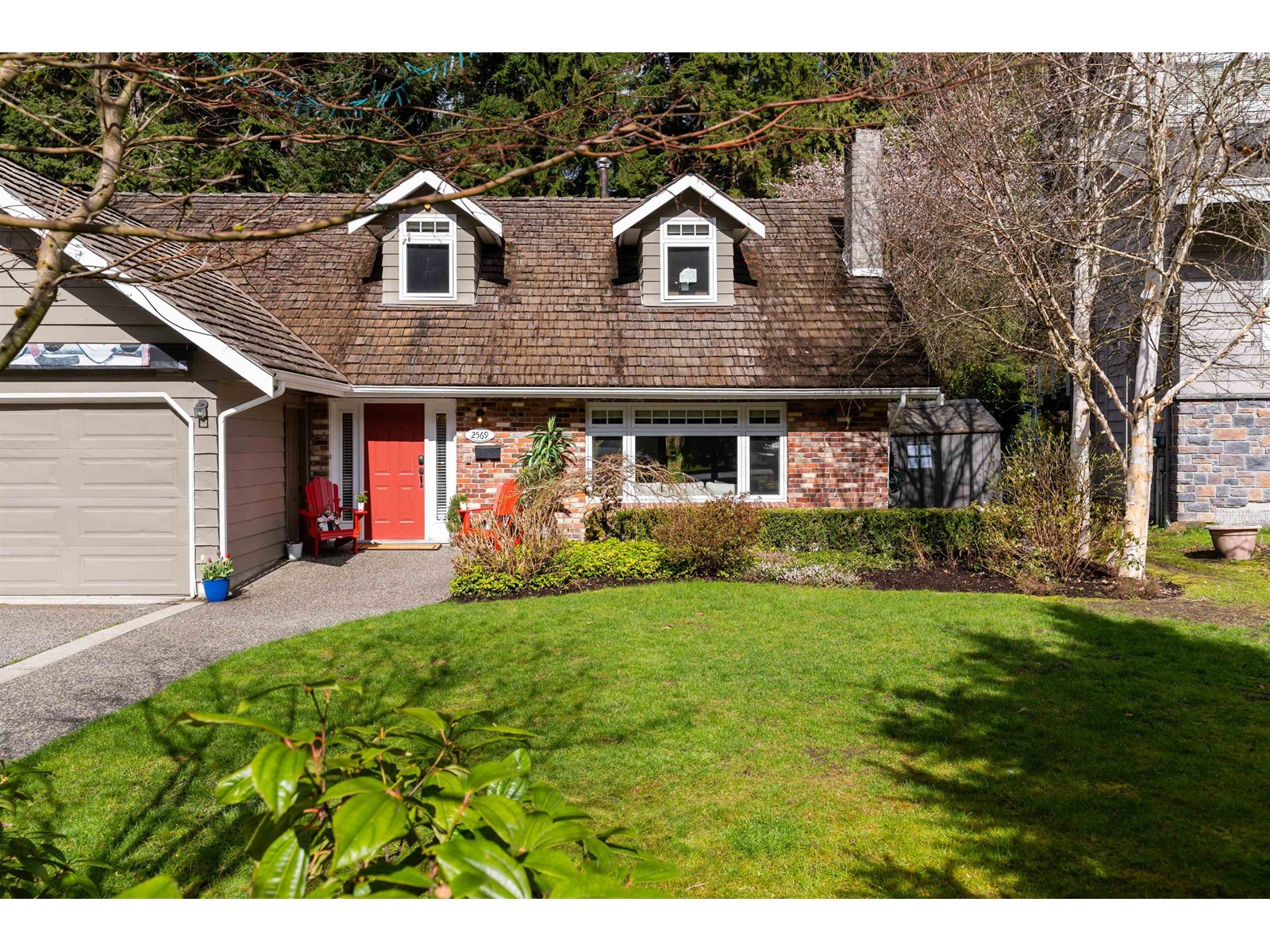 2569 Hyannis Point, North Vancouver, BC, V7H 1R9