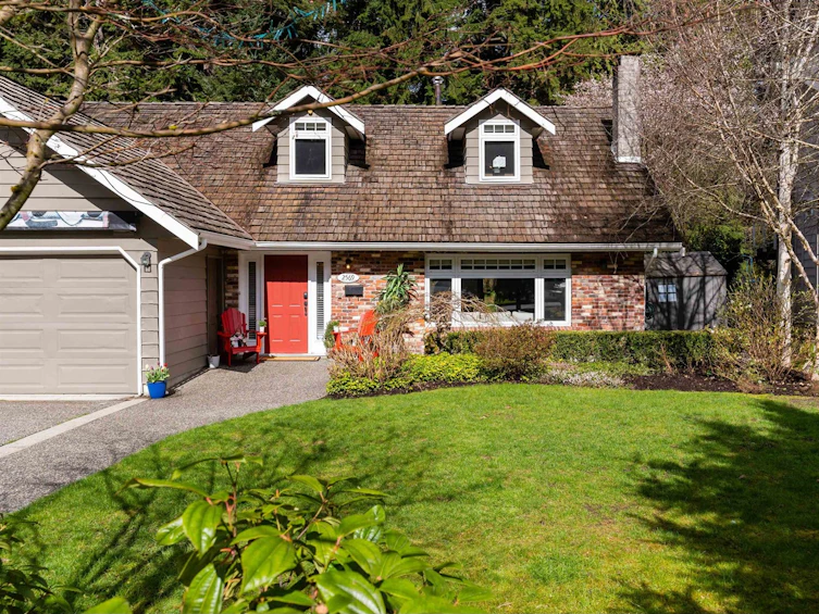 2569 Hyannis Point, North Vancouver, BC, V7H 1R9