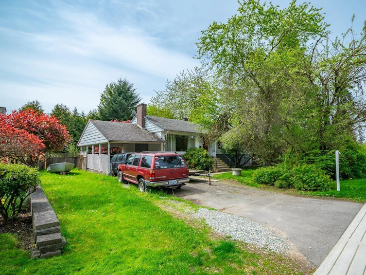 826 Smith Avenue, Coquitlam, BC, V3J 2X2