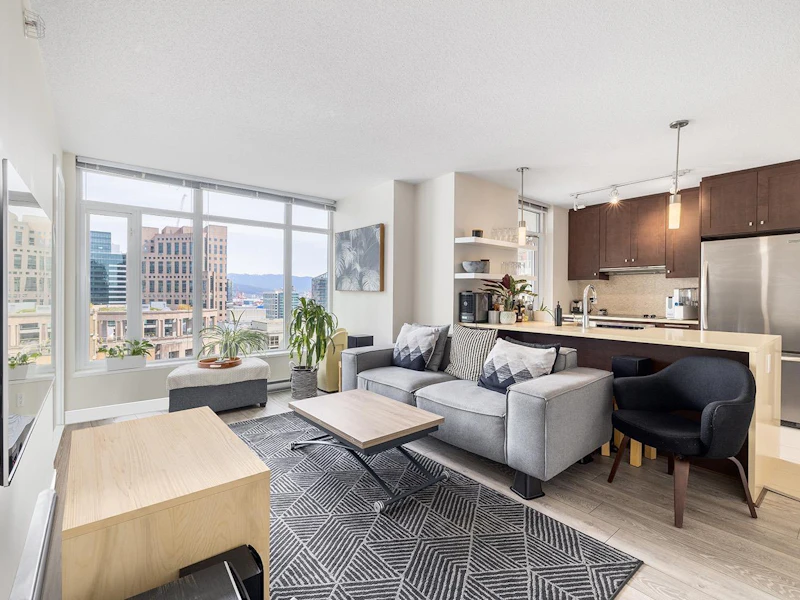 2104 - 888 Homer Street, Vancouver BC V6B 0H7