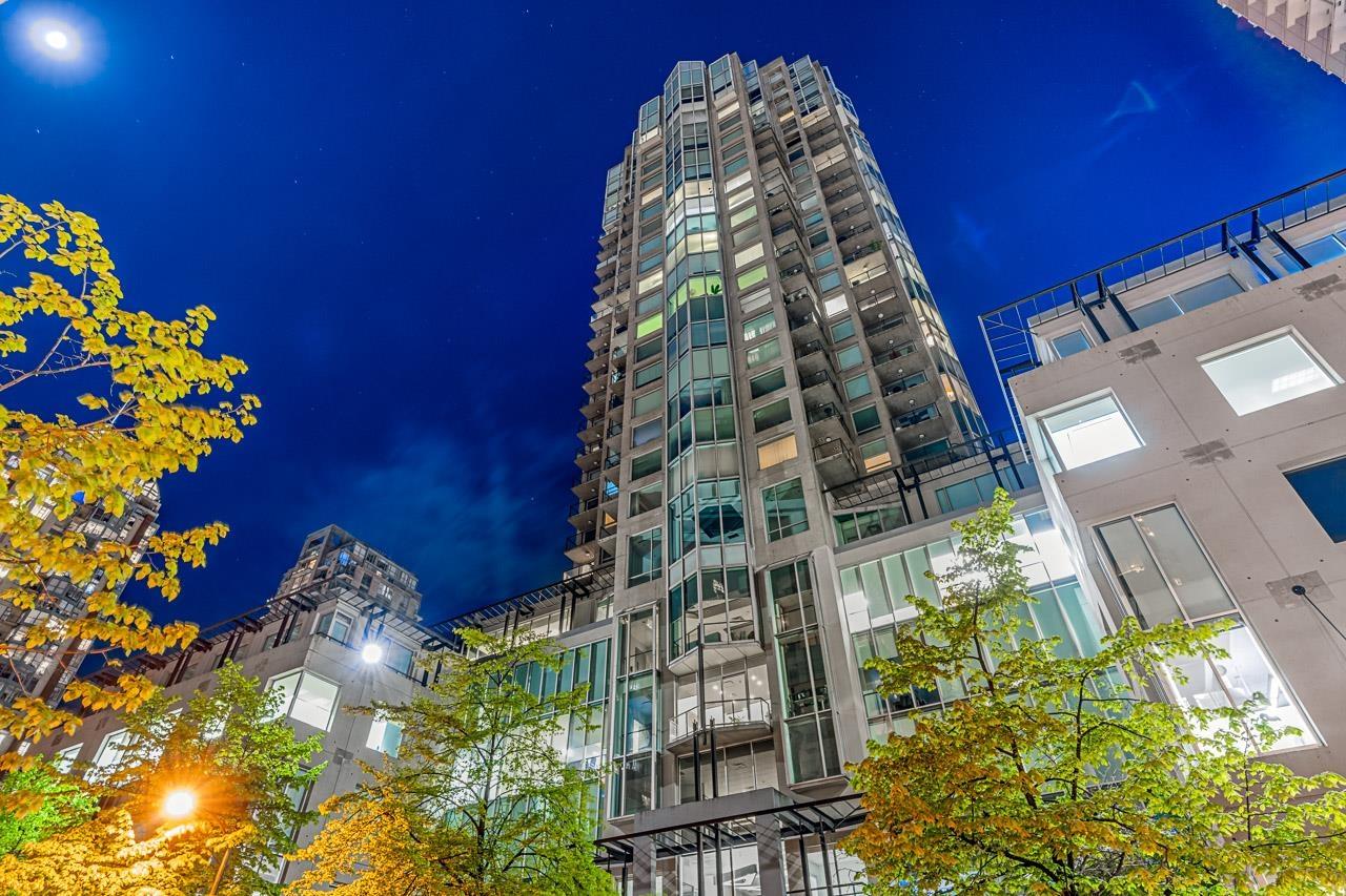 PH2701-889 Homer Street, Vancouver, BC, V6B 5S3