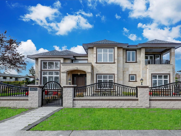 10471 Agassiz Court, Richmond, BC, V7A 4K3