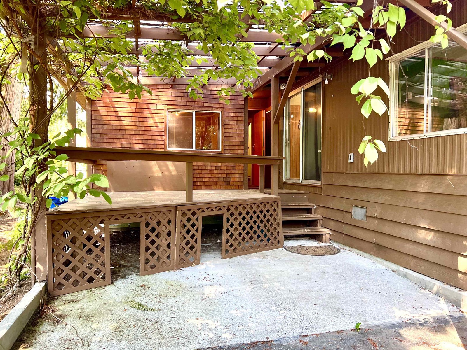 1012 Fairview Road, Gibsons, BC, V0N 1V3
