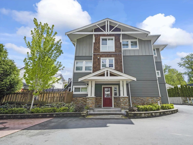7-9989 240a Street, Maple Ridge, BC, V2W 1Z9