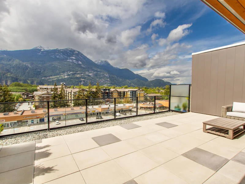 605 - 1365 Pemberton Avenue, Squamish BC
