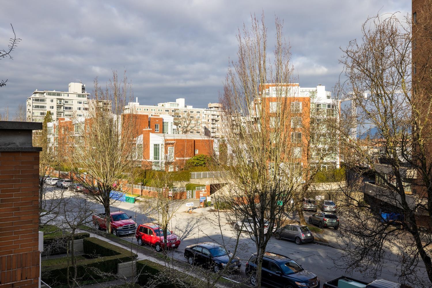 401-618 West 45th Avenue, Vancouver, BC, V5Z 4R7