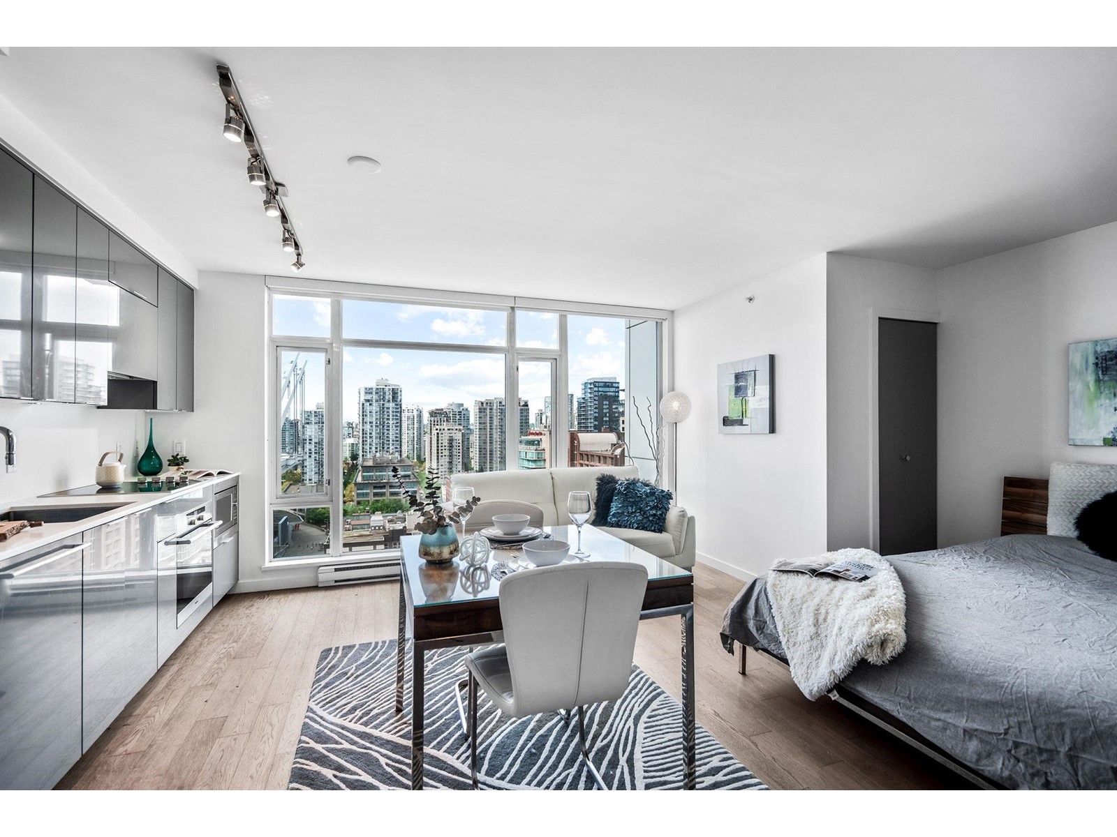 2006-161 West Georgia Street, Vancouver, BC, V6B 0K9