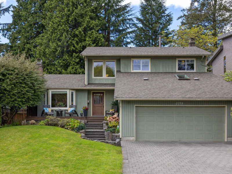 2275 Ennerdale Road, North Vancouver BC V7J 3N5