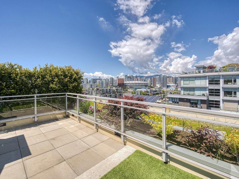 1404 - 38 W 1st Avenue, Vancouver BC V5T 1A1