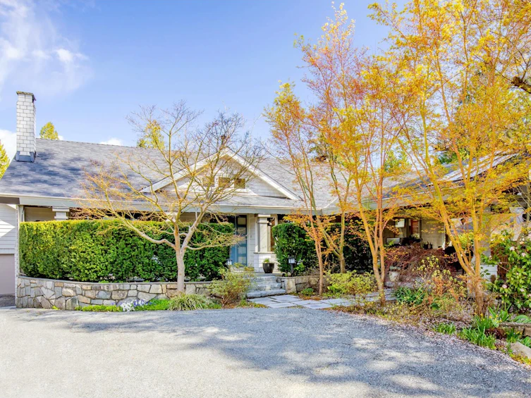 1082 Lodge Road, North Vancouver, BC, V7R 1W8